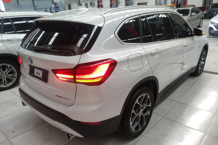 宝马X1 2021款 sDrive25Li 领先型车身外观7