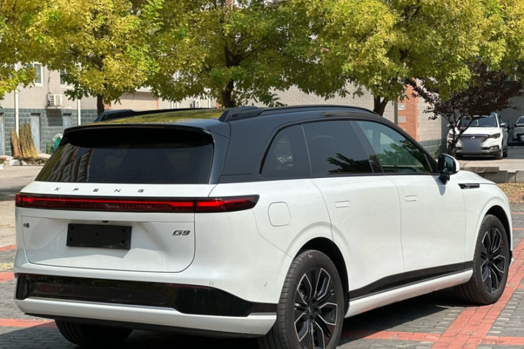 小鹏G9 2025款 625 长续航 Max车身外观6005