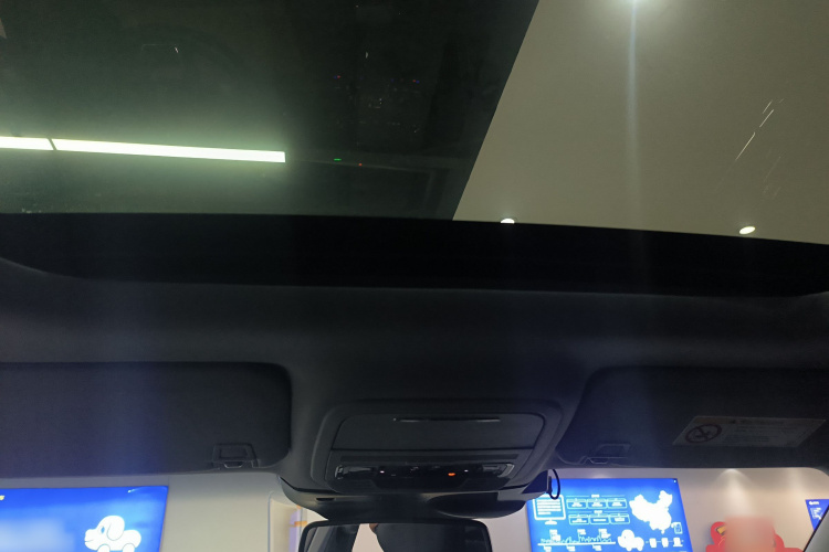 林肯 冒险家 2022款 2.0T 两驱尊享版中控内饰22