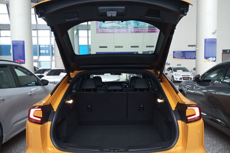 福特 蒙迪欧 2024款 2.0T E-混动运动版 ST-Line局部细节23