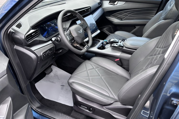 凯翼昆仑 2023款 昆仑 500 天际版车身外观6005