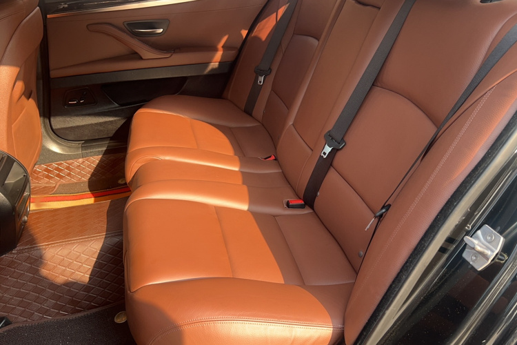 宝马5系 2014款 525Li 领先型中控内饰7001