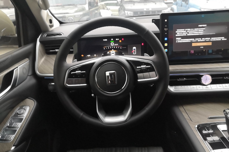 坦克500 2022款 3.0T 运动版 造境型 5座中控内饰13