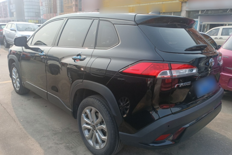 丰田 锋兰达 2023款 2.0L CVT精英版车身外观6003