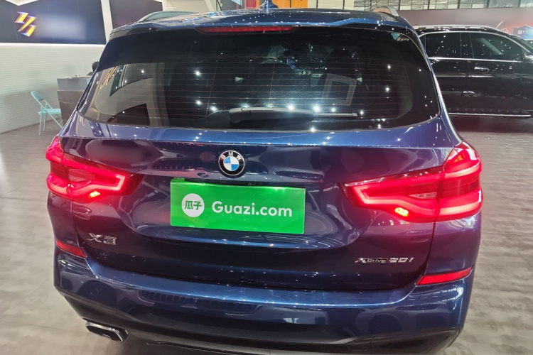 宝马X3 2020款  xDrive28i M运动套装车身外观6