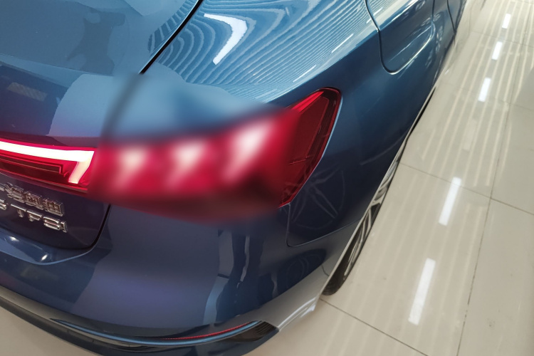 奥迪A3 2021款 Sportback 35 TFSI 进取致雅型车身外观9