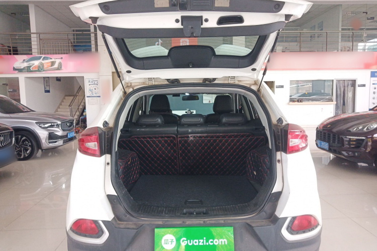 名爵 锐腾 2016款 1.5TGI TST豪华版机舱底盘23