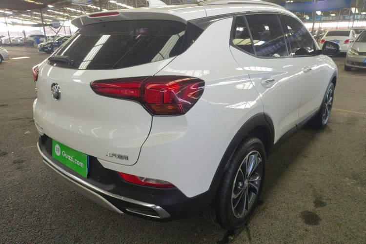 别克 昂科拉GX 2020款 20T 自动四驱全能旗舰型车身外观7