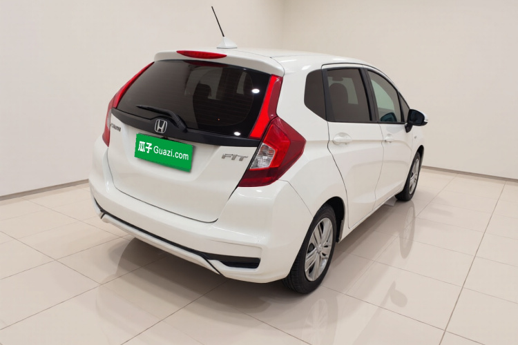 本田 飞度 2018款 1.5L CVT舒适版车身外观7