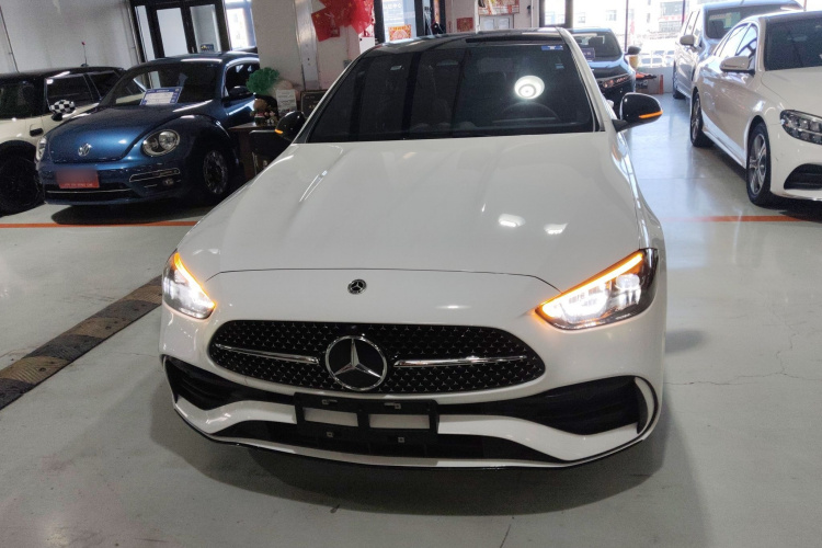 奔驰C级 2022款 C 260 L 皓夜运动版车身外观2