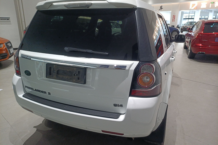 路虎 神行者2 2014款 2.0T Si4 SE汽油版车身外观6005