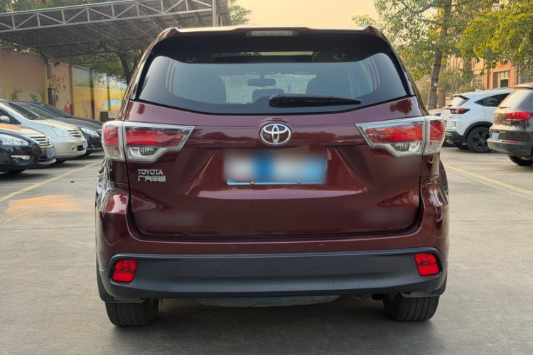 丰田 汉兰达 2017款 2.0T 四驱豪华版 7座车身外观6008