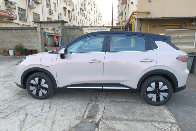 五菱汽车 缤果S 2025款 325km 尊享款车身外观4