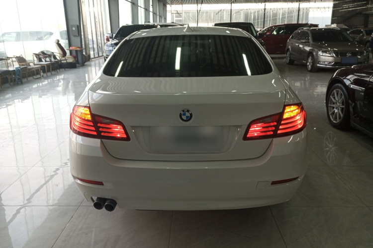 宝马5系 2017款 525Li 领先型车身外观6