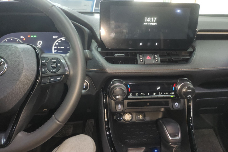 丰田 威兰达 2024款 2.0L CVT两驱都市版中控内饰12