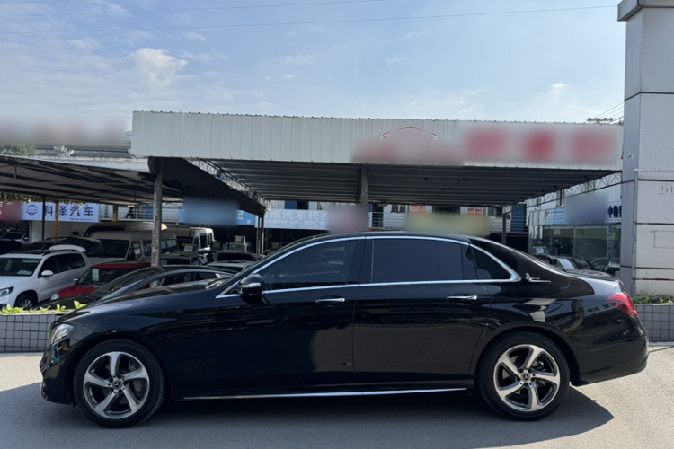 奔驰E级 2019款 改款 E 300 L 运动豪华型车身外观6005
