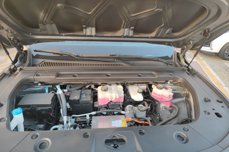 零跑汽车 零跑C10 2024款 410舒享版机舱底盘24