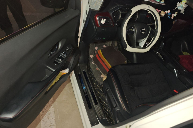 日产 蓝鸟 2016款 1.6L CVT智酷版中控内饰20