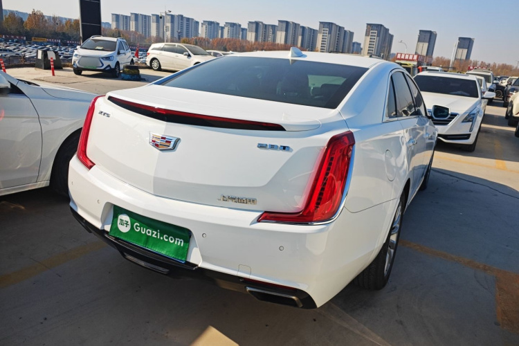 凯迪拉克XTS 2018款 28T 精英型车身外观7