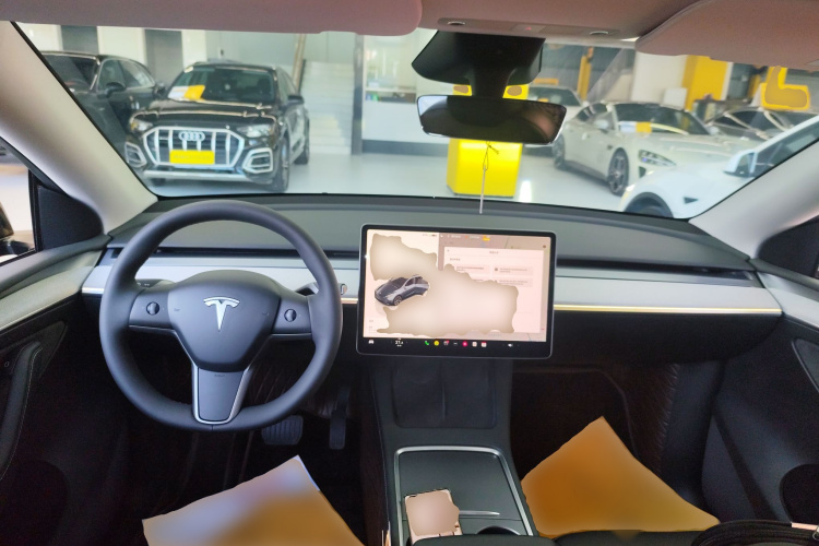 特斯拉 Model Y 2024款 后轮驱动版中控内饰7002