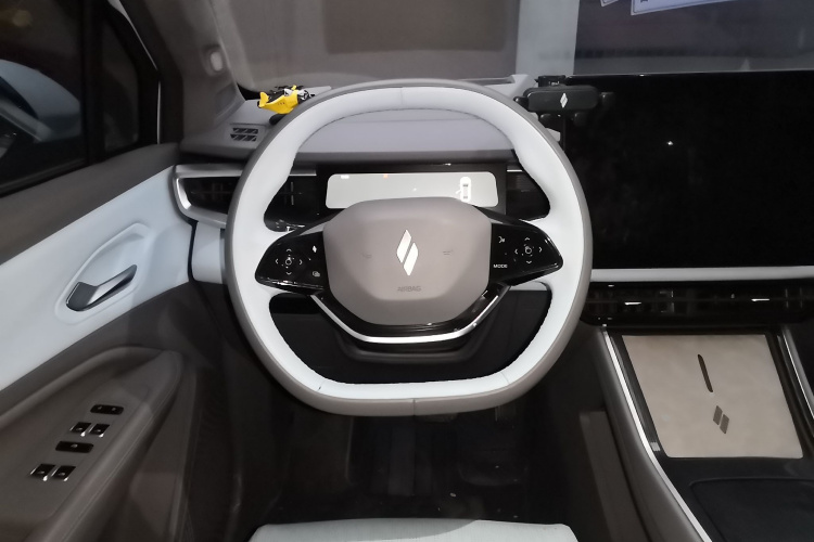 睿蓝汽车 睿蓝7 2023款 605km 猎光局部细节13