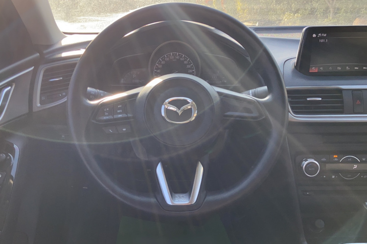 马自达3 昂克赛拉 2017款 三厢 1.5L 自动豪华型 国V局部细节13