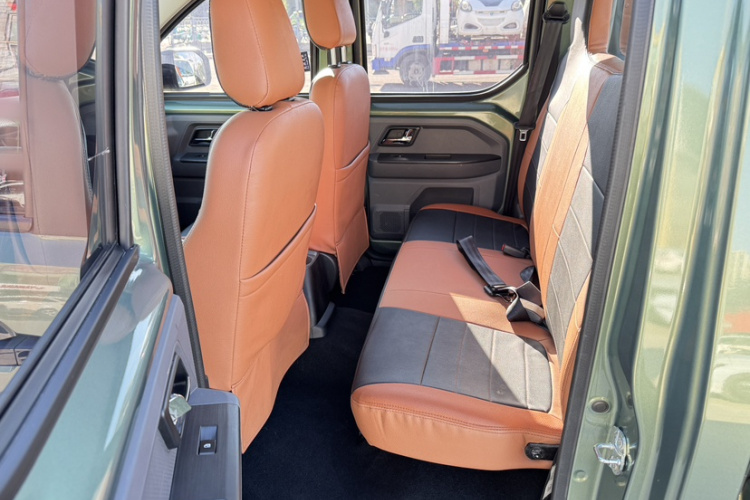 五菱汽车 五菱征途 2021款 1.5L进取型LAR中控内饰7004