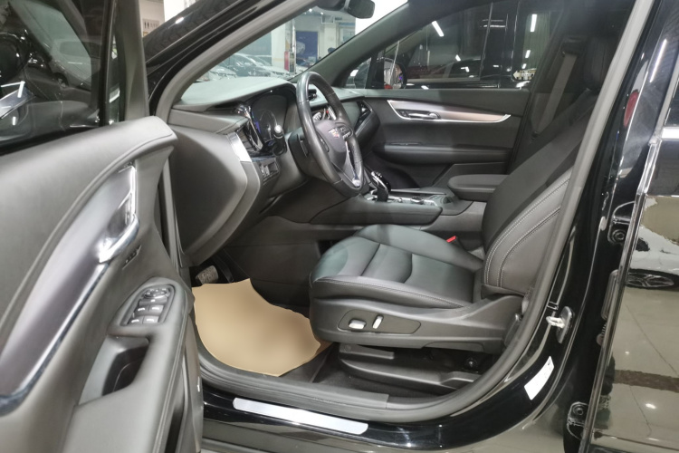 凯迪拉克XT6 2021款 2.0T 六座四驱风尚型局部细节19