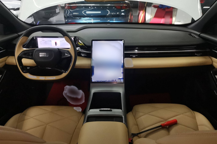 吉利银河 银河L6 2023款 60km PLUS中控内饰7002