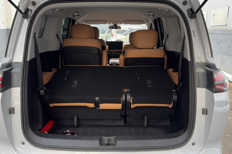 五菱汽车 星光730新能源 2025款 插混 125km 豪华型车身外观6011