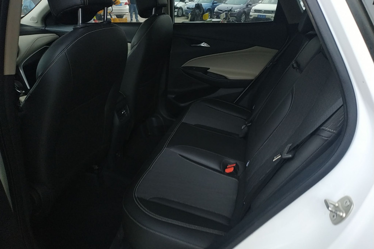 别克 昂科拉 2020款 15T 自动舒适型中控内饰21