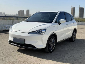 哪吒汽车 哪吒V 2022款 潮 400 Lite