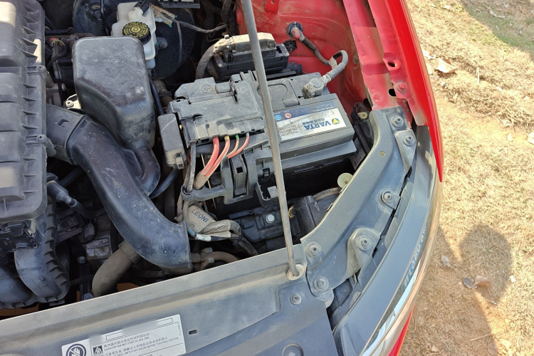 大众 Polo 2014款 1.6L 自动舒适版局部细节9007