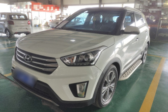 北京现代ix25 2015款 2.0L 自动两驱智能型GLS