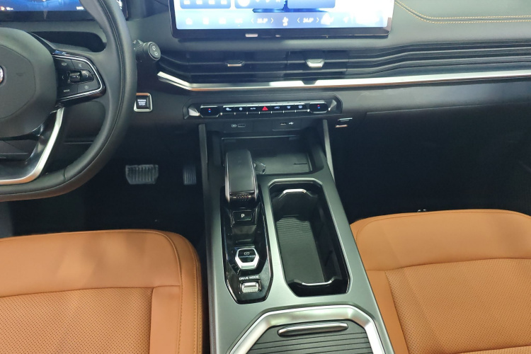 吉利汽车 豪越L 2024款 2.0T DCT旗舰型局部细节18