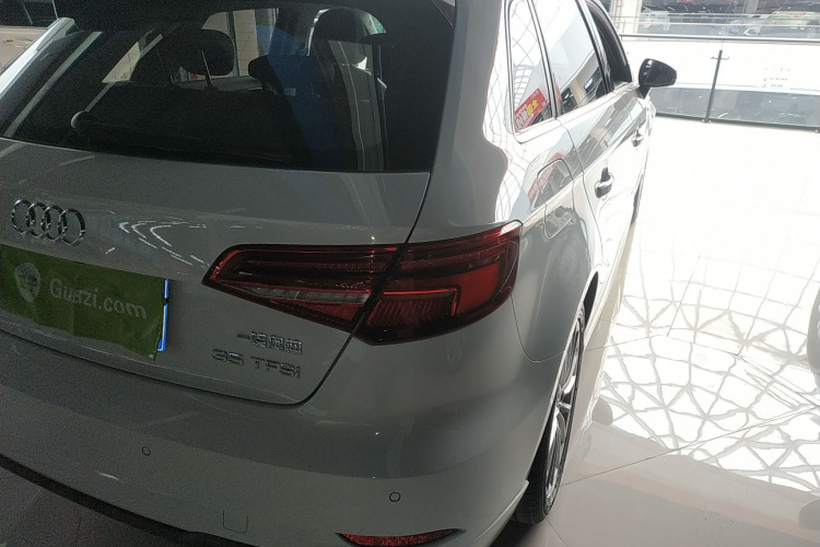 奥迪A3 2018款 30周年年型 Sportback 35 TFSI 时尚型车身外观6006