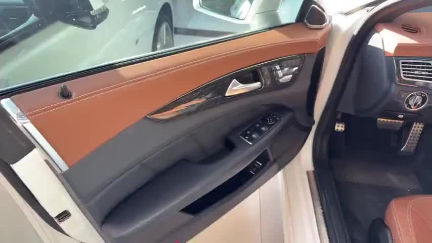 奔驰CLS 2017款 CLS 260逸彩版实拍1