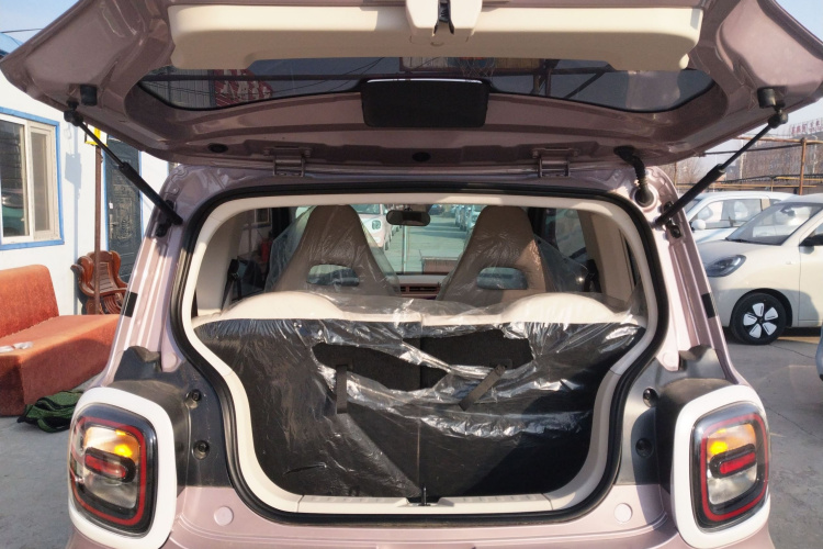 奔腾小马 2026款 222km 萌趣马 Plus局部细节23