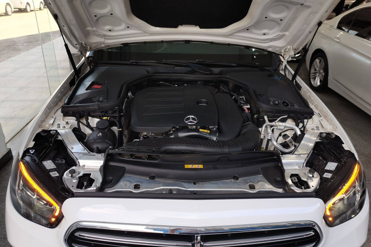 奔驰E级 2023款 E 260 L局部细节24