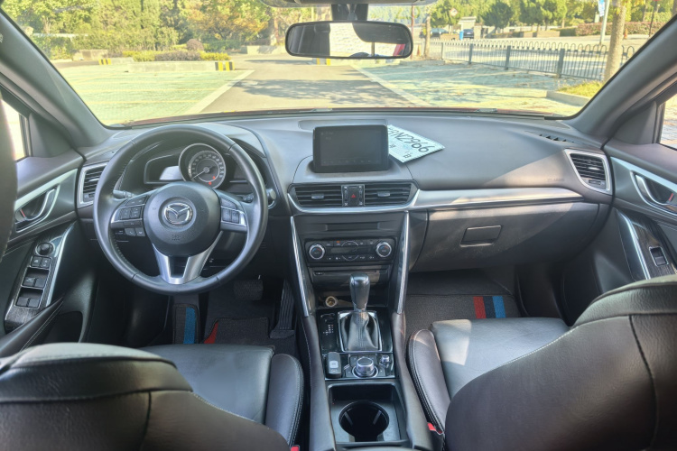 马自达CX-4 2016款 2.0L 自动两驱蓝天品位版中控内饰7002