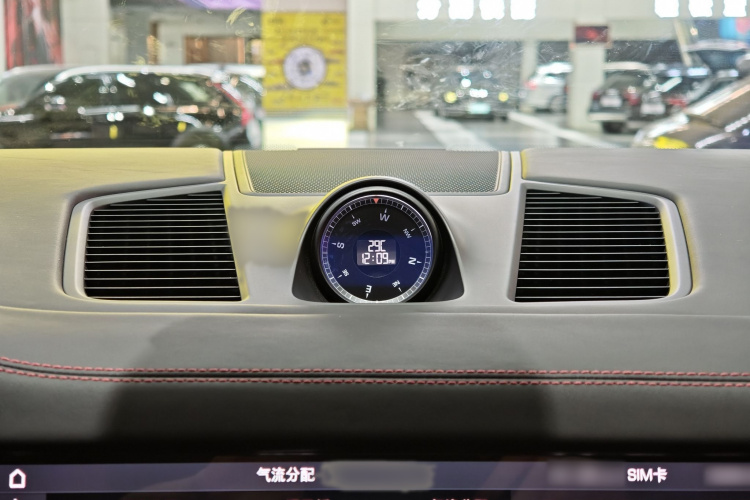 保时捷 2018款 Cayenne 3.0T中控内饰7005