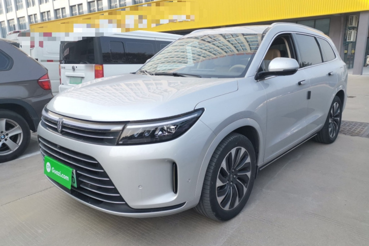 鸿蒙智行 问界M7 2024款 1.5T 四驱Plus版 5座车身外观1