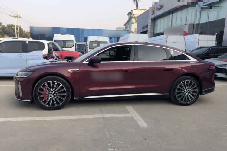 奇瑞风云 风云A9L 2025款 四驱高能巅峰版车身外观4