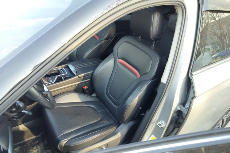 奔腾T99 2021款 20TD 自动机长版中控内饰19