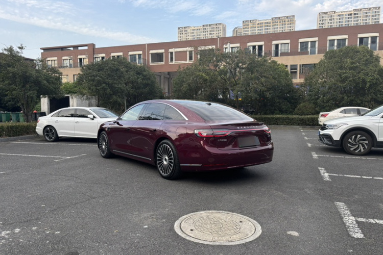 鸿蒙智行 享界S9 2025款 增程 Ultra车身外观6007