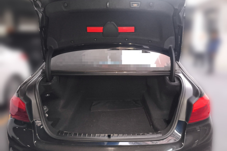 宝马5系 2019款 525Li M运动套装局部细节23