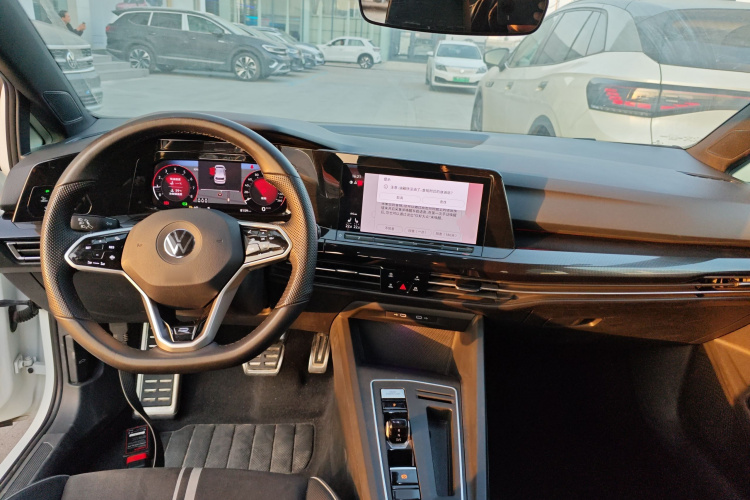 大众 高尔夫 2023款 改款 280TSI DSG R-Line Lite中控内饰7002