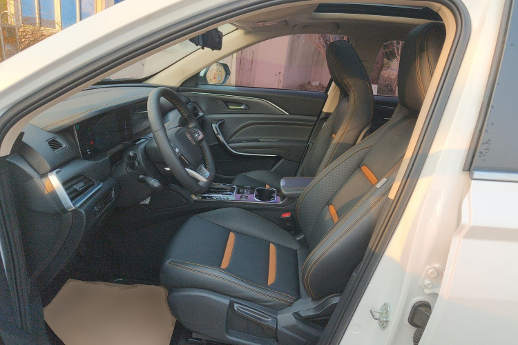 奔腾T77 2019款 230 TID 自动豪华型 国VI中控内饰19