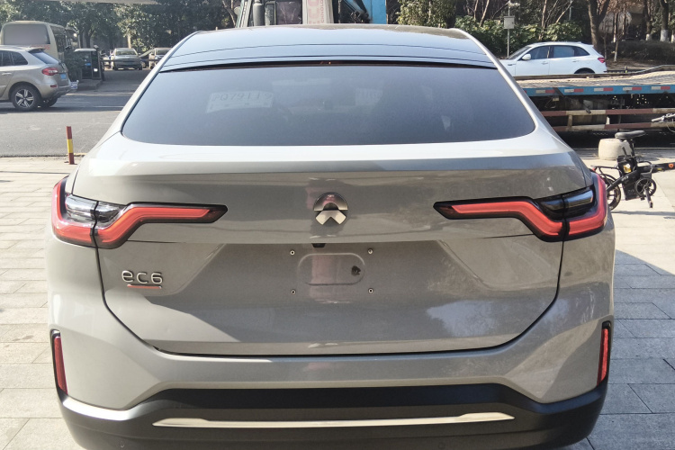 蔚来EC6 2020款 440KM 性能版车身外观6