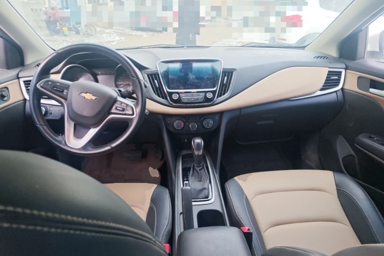 雪佛兰 科鲁泽 2022款 320 自动悦享天窗版中控内饰12